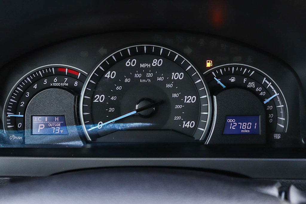 Thumbnail: 2015 Toyota Camry - 15