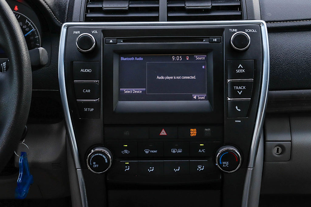 Thumbnail: 2015 Toyota Camry - 13