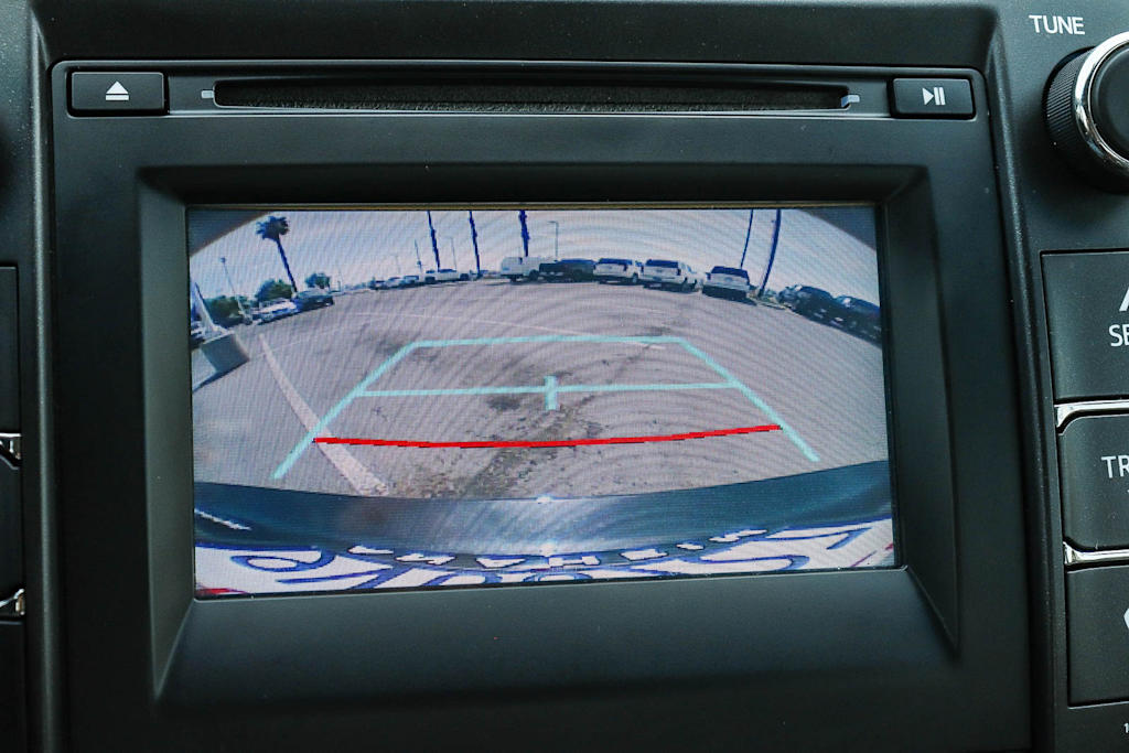 Thumbnail: 2015 Toyota Camry - 29