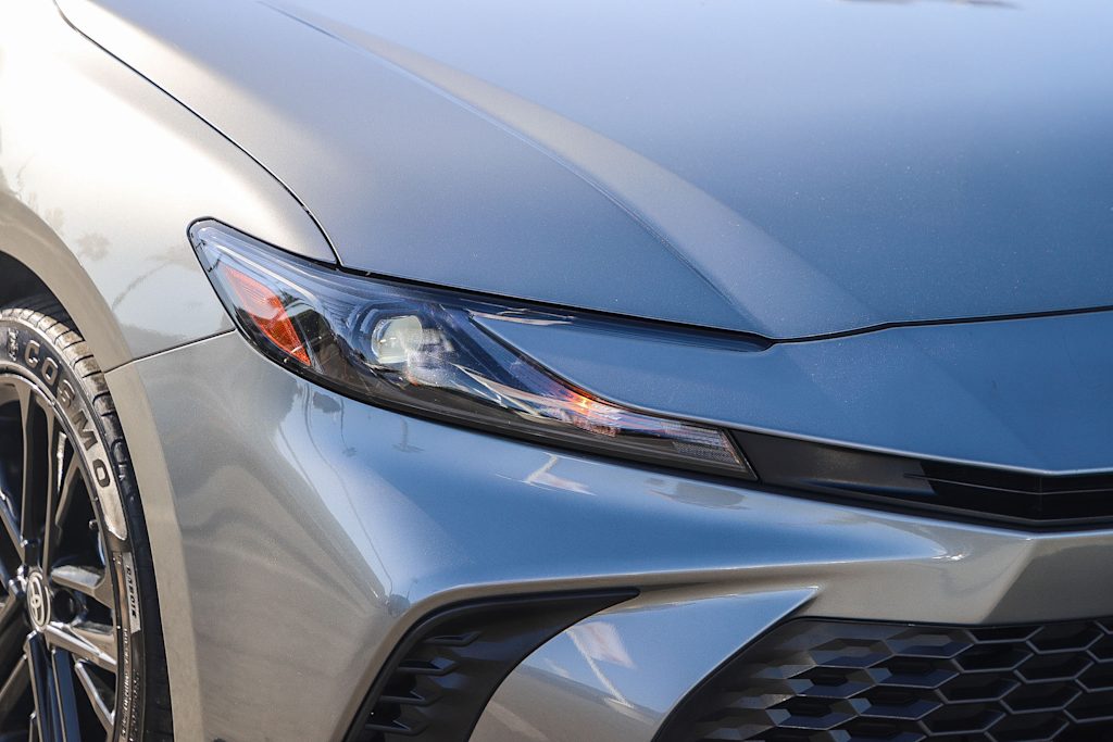 Thumbnail: 2025 Toyota Camry - 17