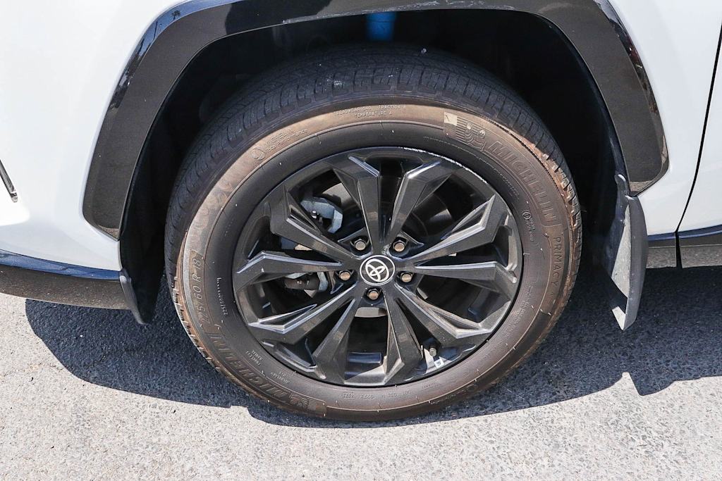 Thumbnail: 2022 Toyota RAV4 - 5