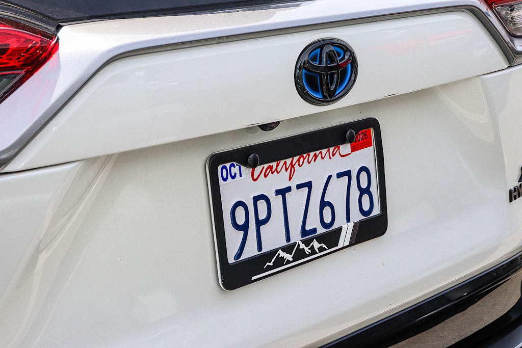 Thumbnail: 2022 Toyota RAV4 - 12