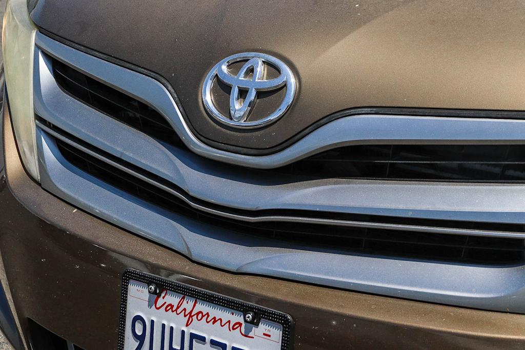 Thumbnail: 2013 Toyota Venza - 6