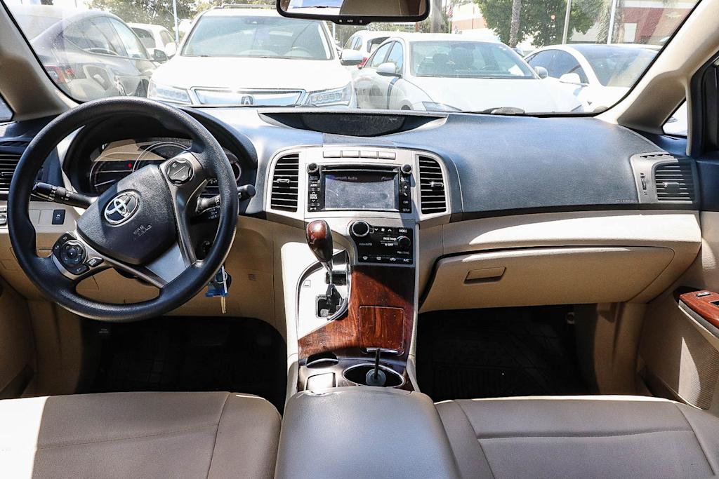 Thumbnail: 2013 Toyota Venza - 2