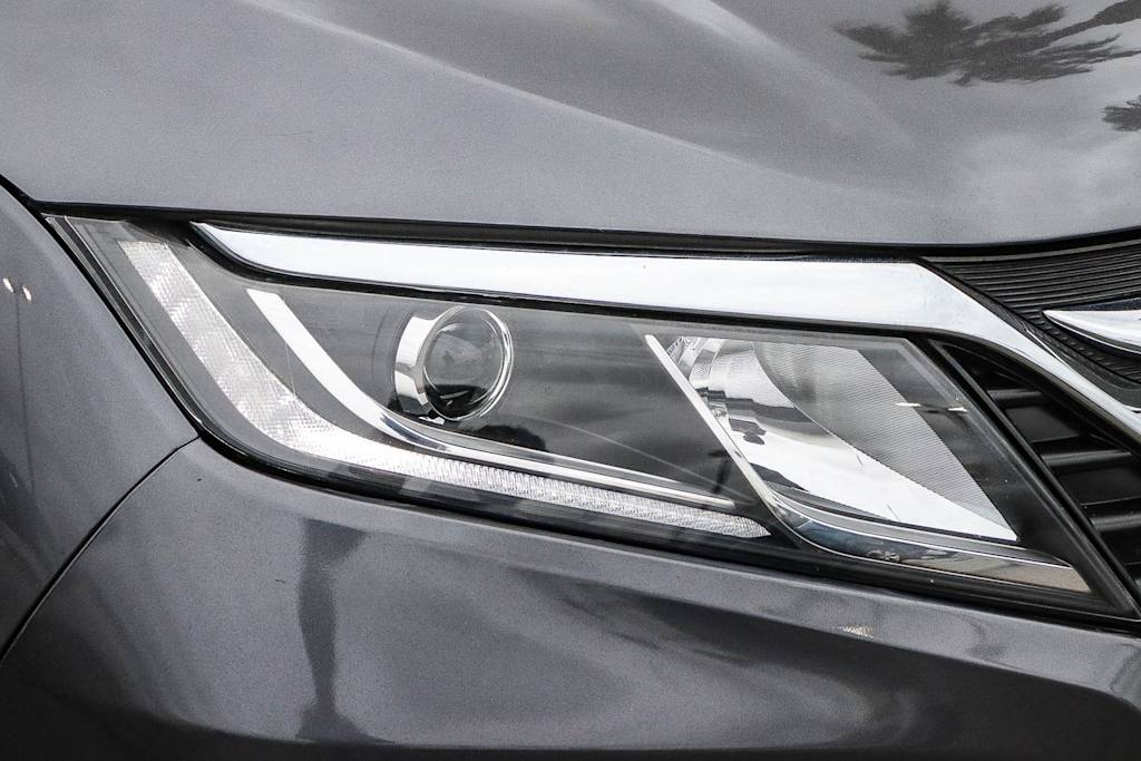Thumbnail: 2019 Honda Odyssey - 17