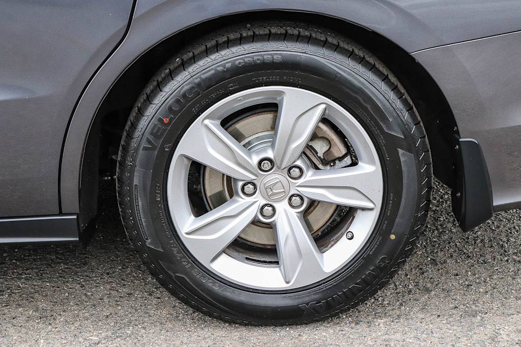 Thumbnail: 2019 Honda Odyssey - 6