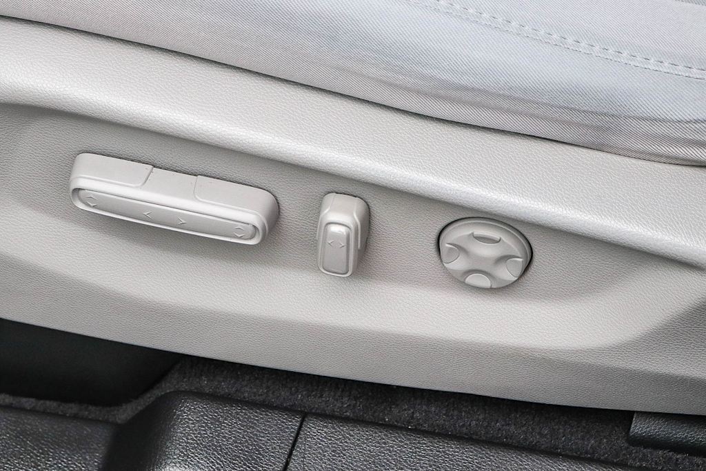 Thumbnail: 2019 Honda Odyssey - 29