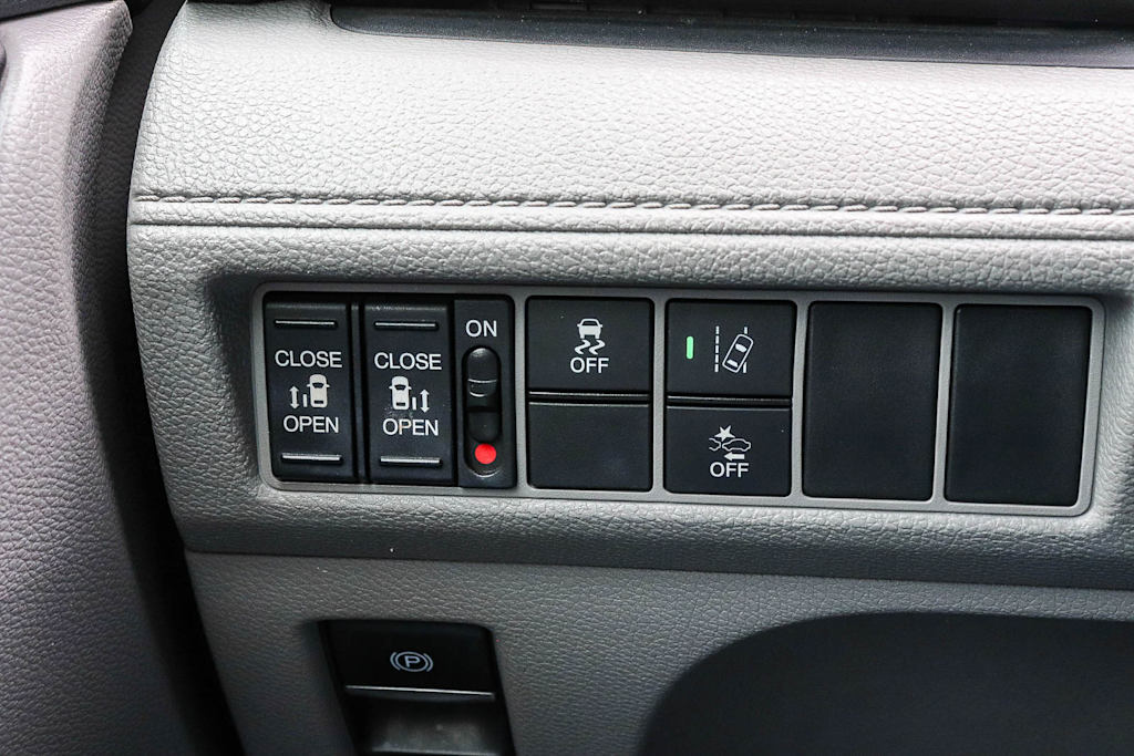 Thumbnail: 2019 Honda Odyssey - 31