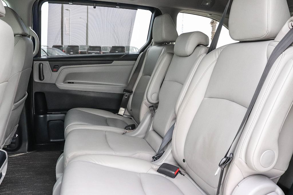 Thumbnail: 2021 Honda Odyssey - 11