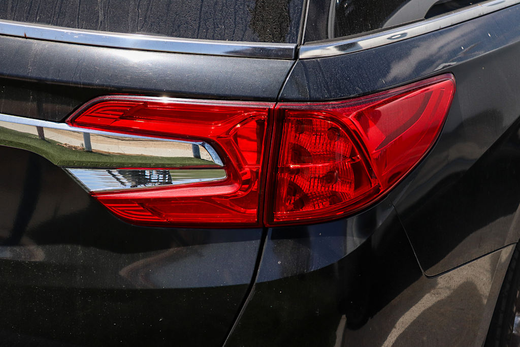 Thumbnail: 2018 Honda Odyssey - 8