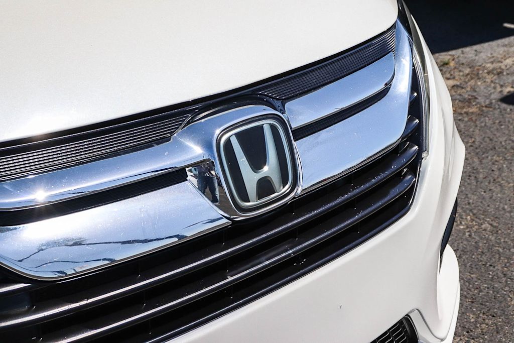 Thumbnail: 2018 Honda Odyssey - 16