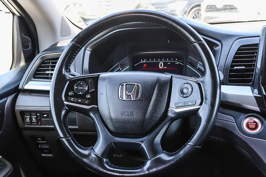Thumbnail: 2018 Honda Odyssey - 8
