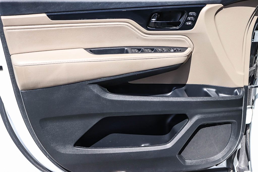 Thumbnail: 2022 Honda Odyssey - 30