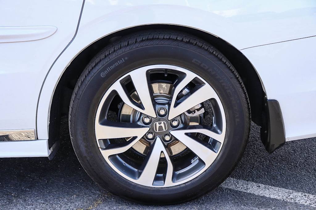 Thumbnail: 2022 Honda Odyssey - 8