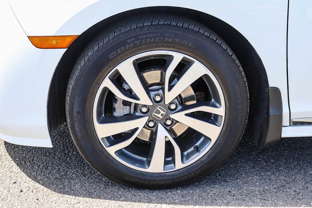 Thumbnail: 2022 Honda Odyssey - 22