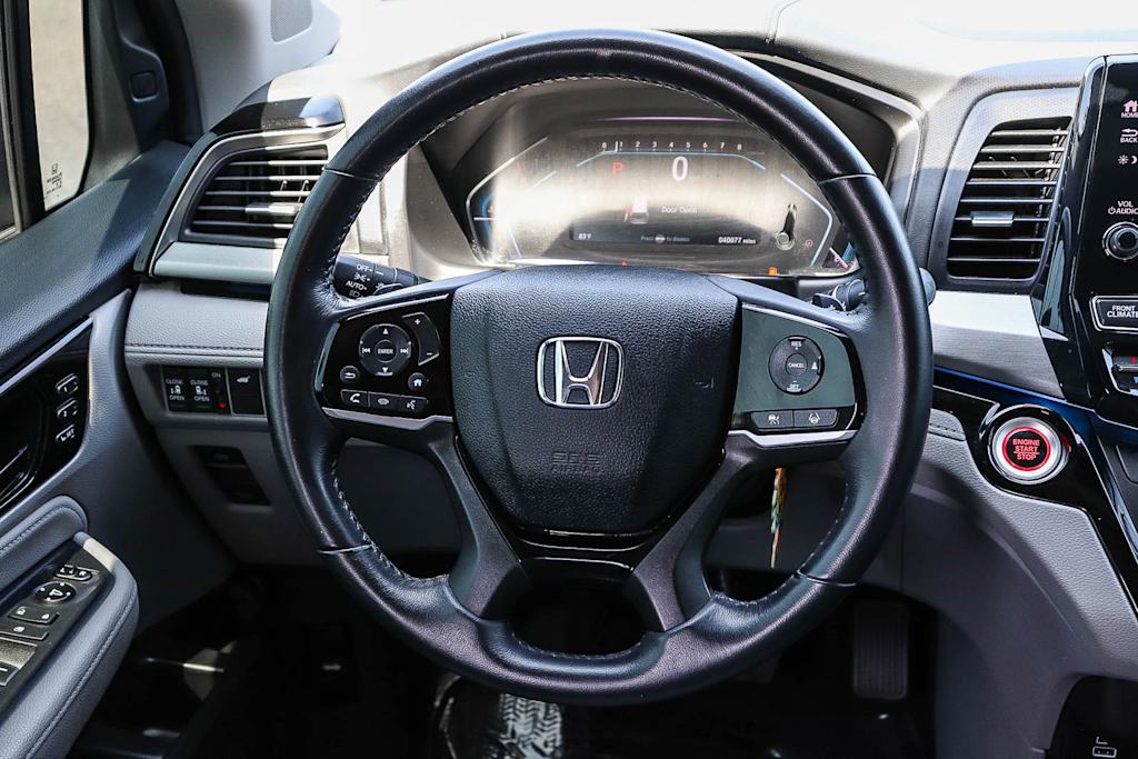 Thumbnail: 2023 Honda Odyssey - 8