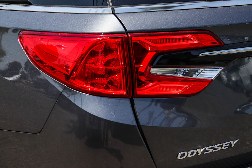 Thumbnail: 2023 Honda Odyssey - 19