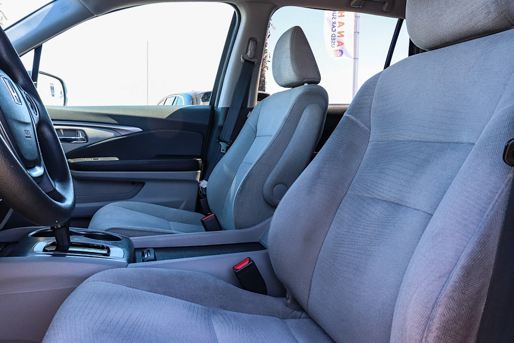 Thumbnail: 2018 Honda Pilot - 10