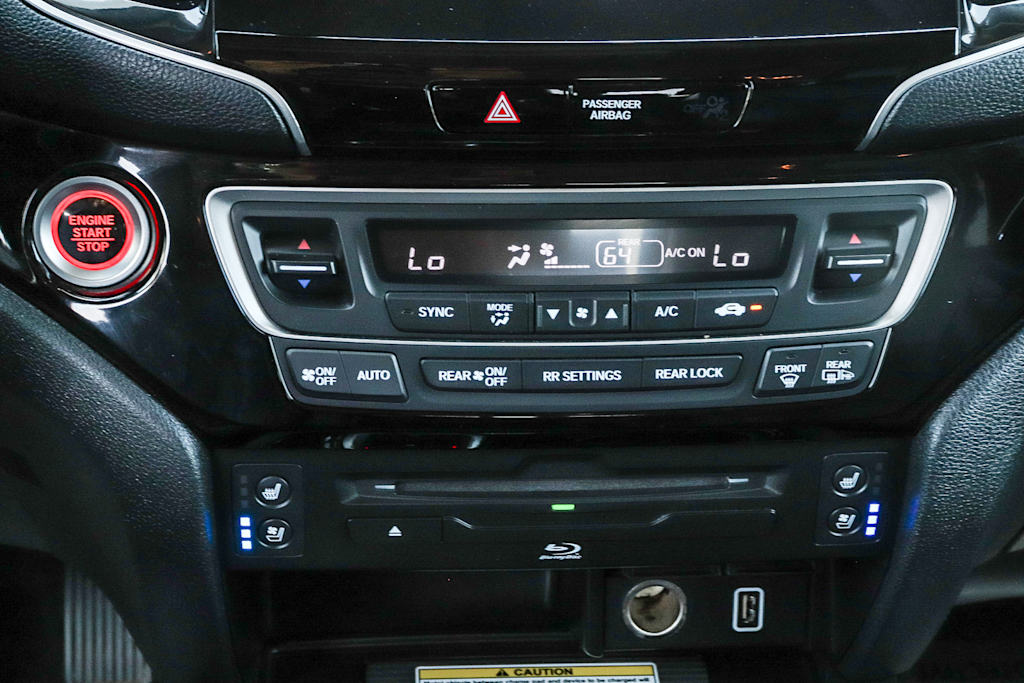 Thumbnail: 2019 Honda Pilot - 26