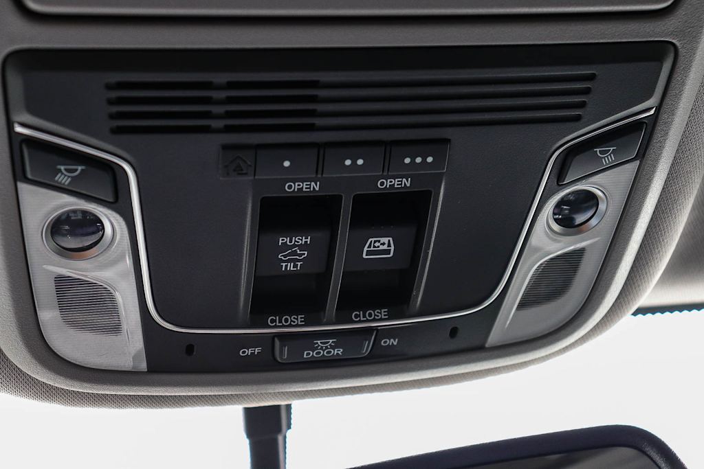 Thumbnail: 2019 Honda Ridgeline - 32