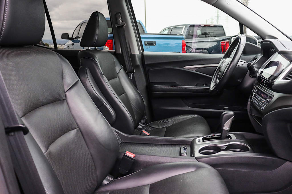 Thumbnail: 2019 Honda Ridgeline - 9