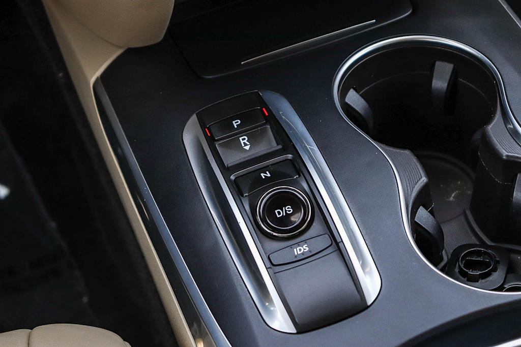 Thumbnail: 2016 Acura MDX - 14