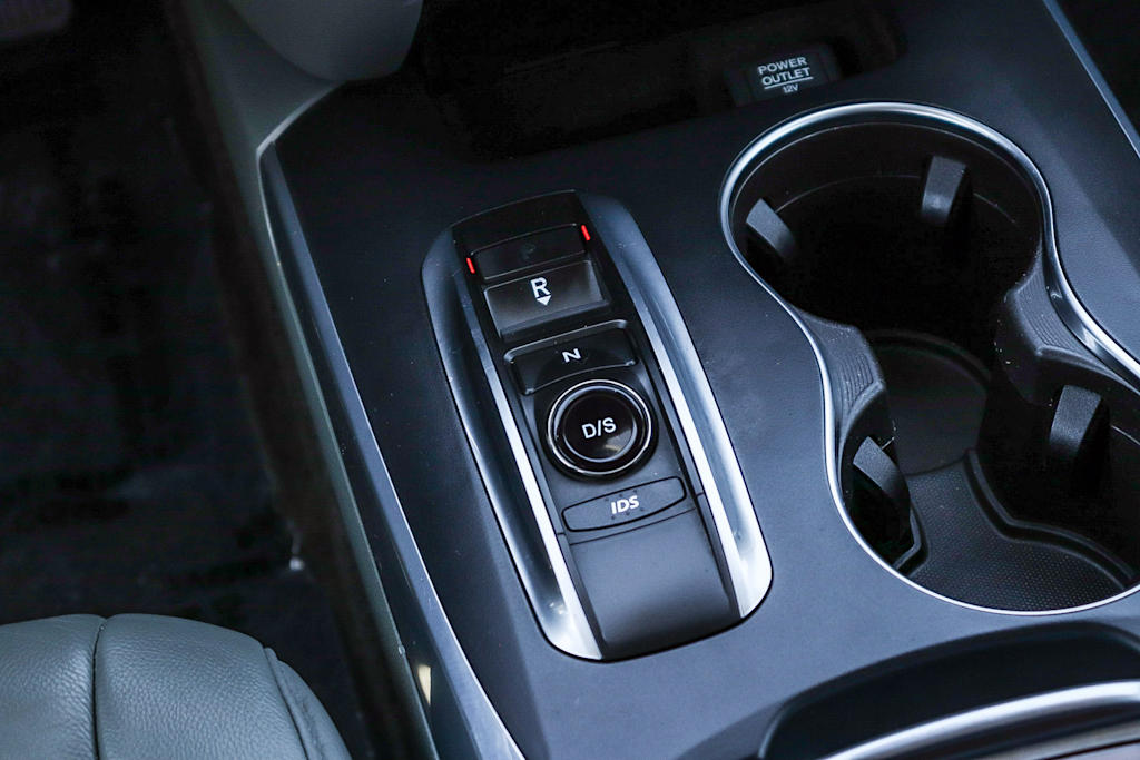 Thumbnail: 2016 Acura MDX - 14