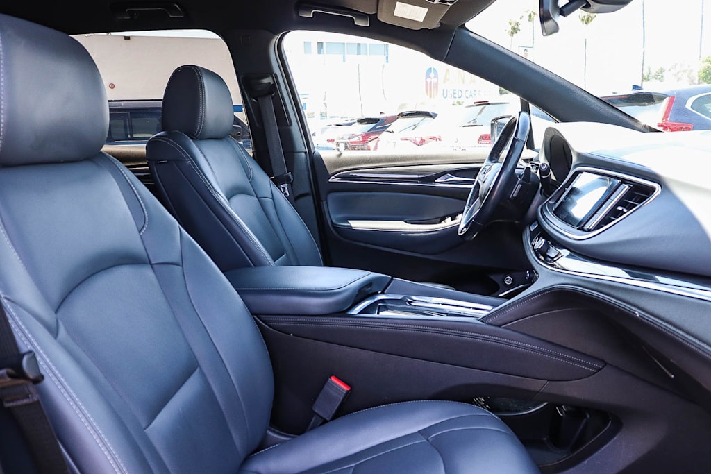 Thumbnail: 2023 Buick Enclave - 10