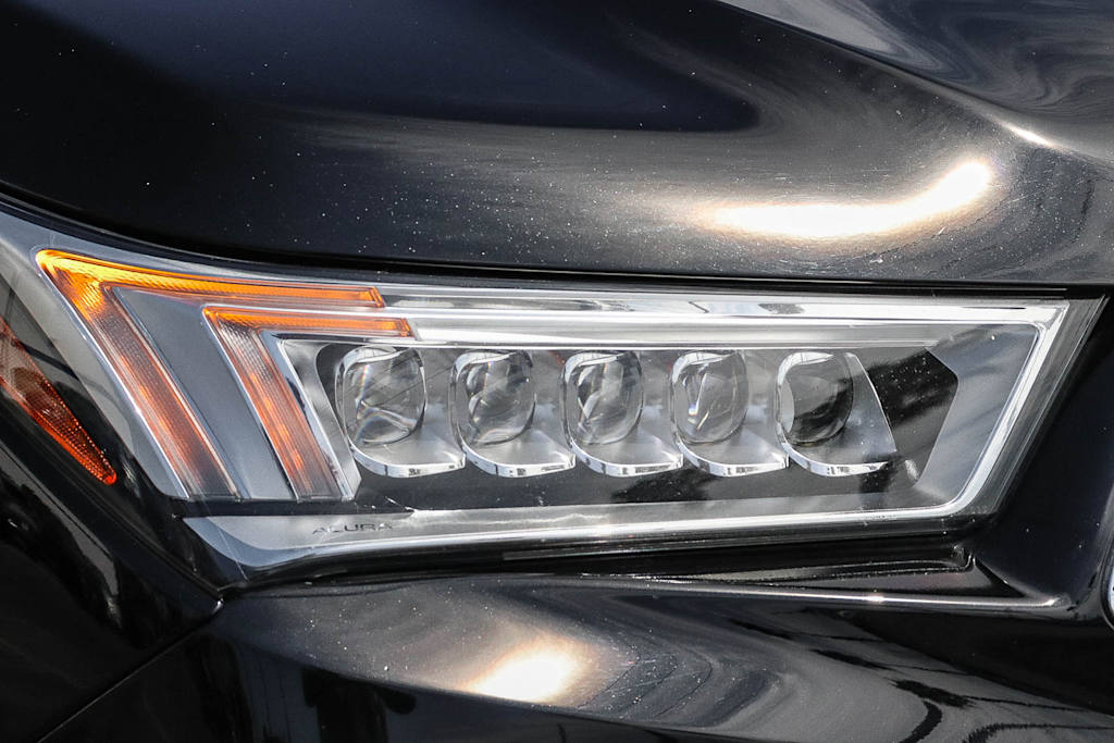 Thumbnail: 2019 Acura MDX - 17