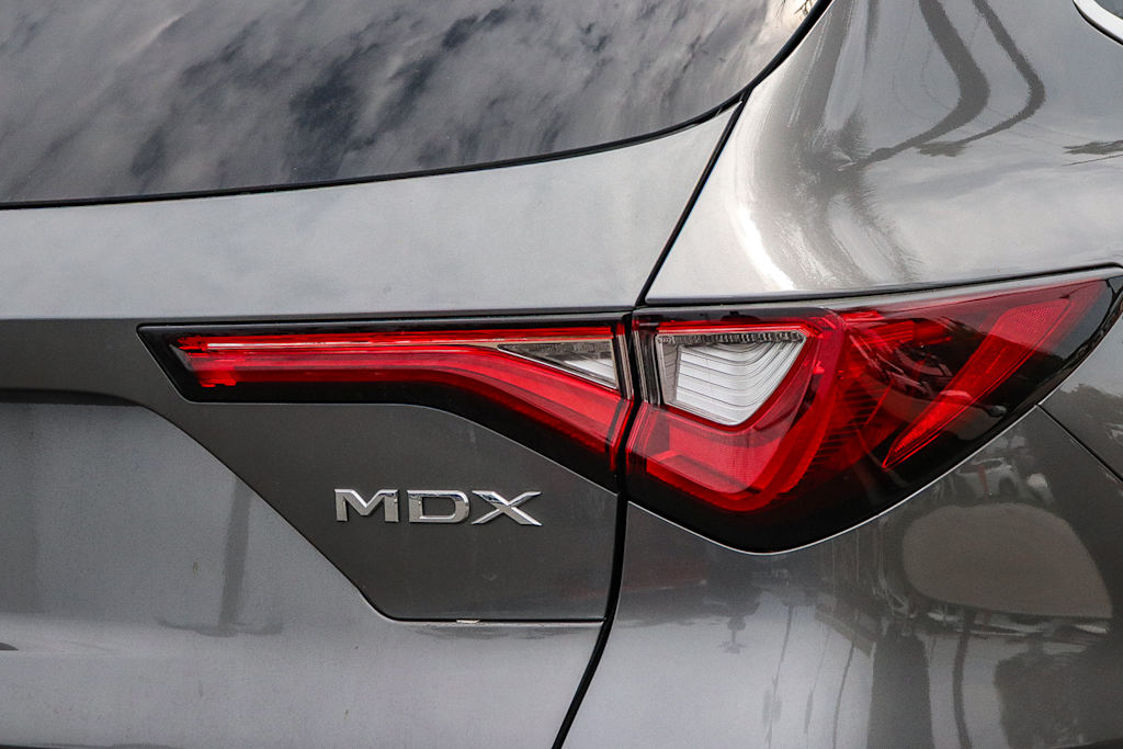 Thumbnail: 2023 Acura MDX - 20