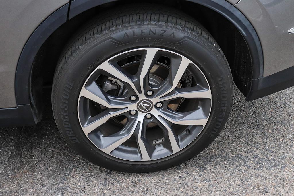Thumbnail: 2023 Acura MDX - 17