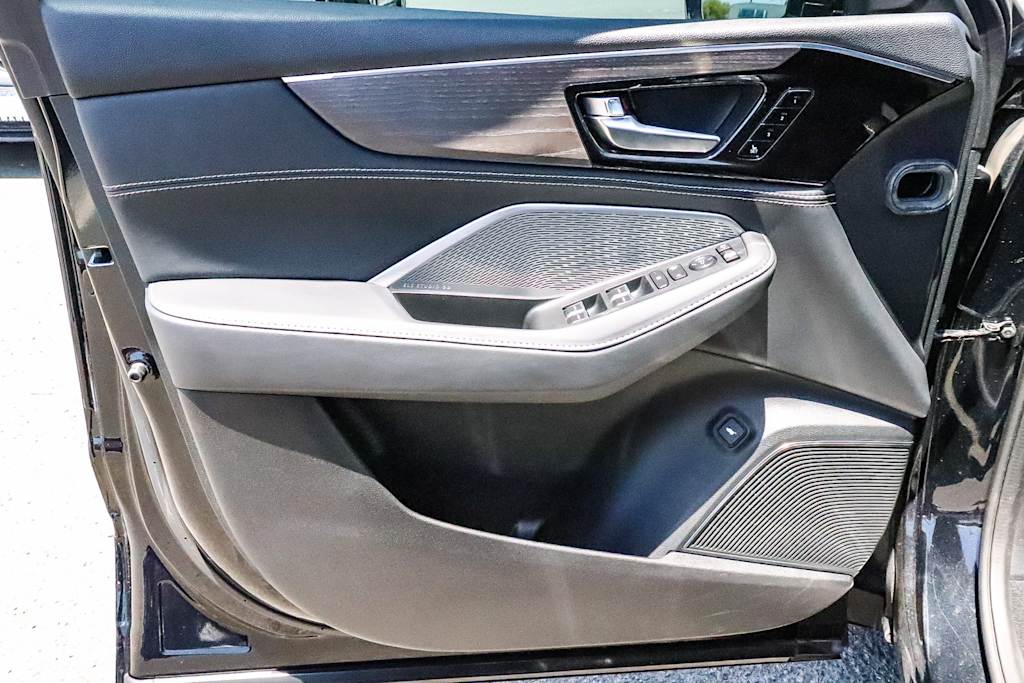 Thumbnail: 2023 Acura MDX - 31