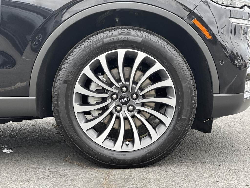Thumbnail: 2023 Lincoln Aviator - 7