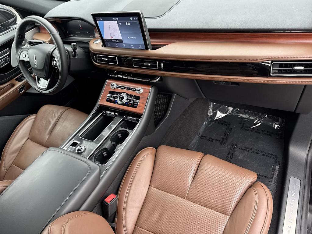 Thumbnail: 2023 Lincoln Aviator - 12