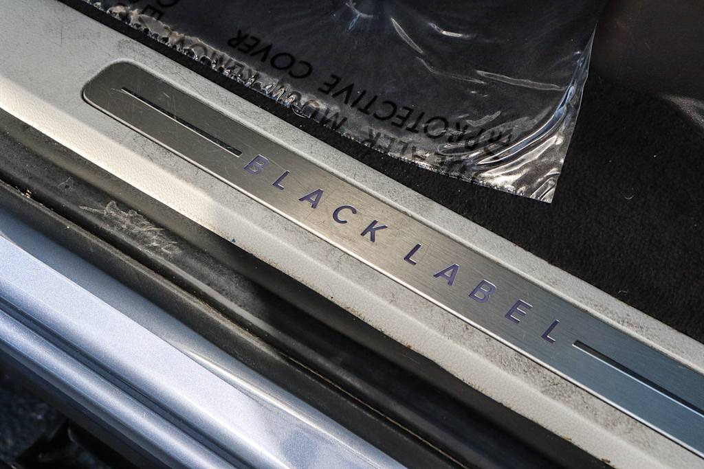 Thumbnail: 2021 Lincoln Navigator L - 35