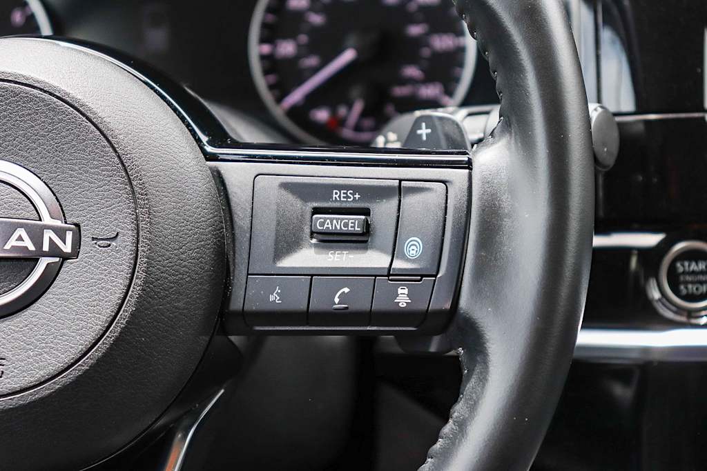 Thumbnail: 2023 Nissan Pathfinder - 23