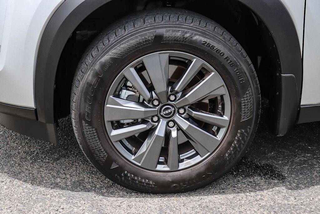 Thumbnail: 2023 Nissan Pathfinder - 19