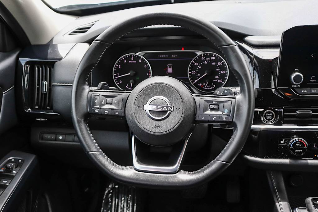Thumbnail: 2023 Nissan Pathfinder - 7