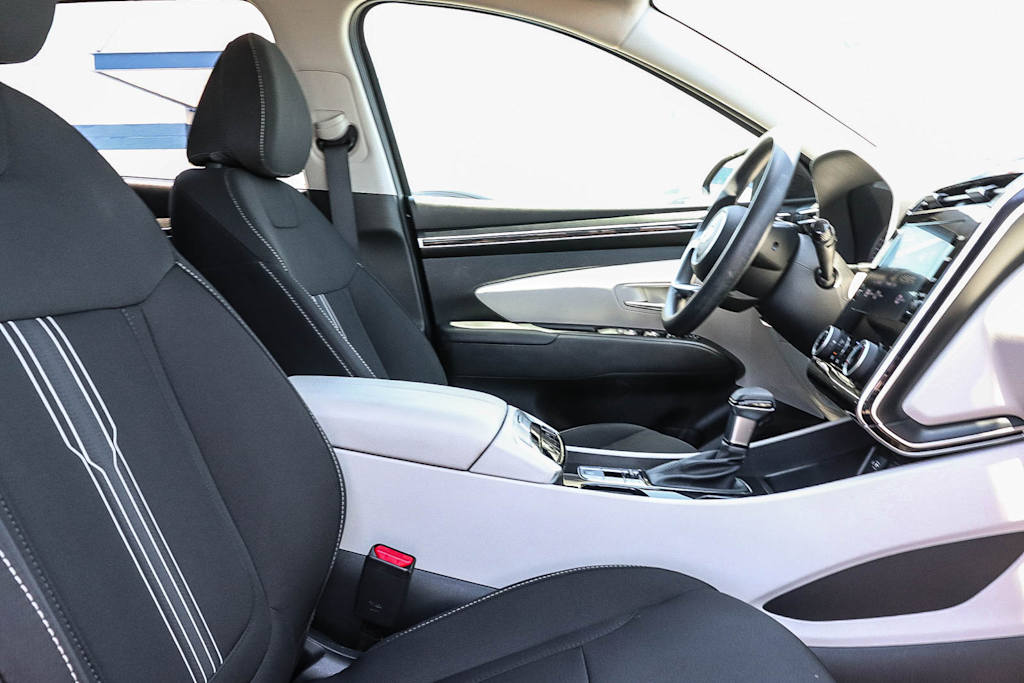 Thumbnail: 2023 Hyundai Tucson - 10