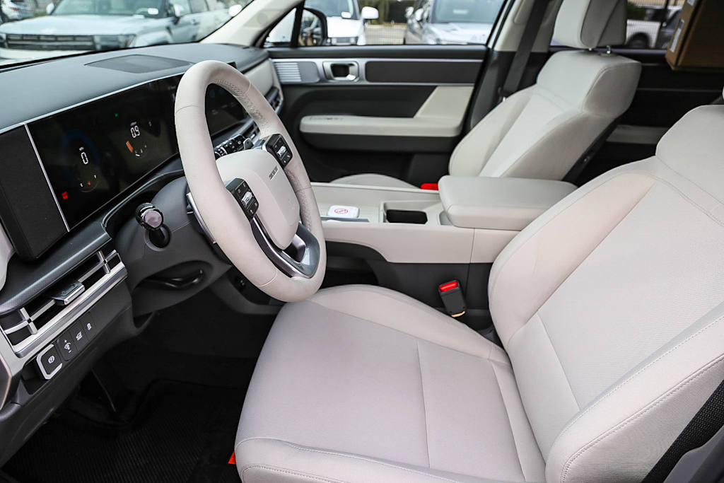Thumbnail: 2026 Hyundai Santa Fe - 10