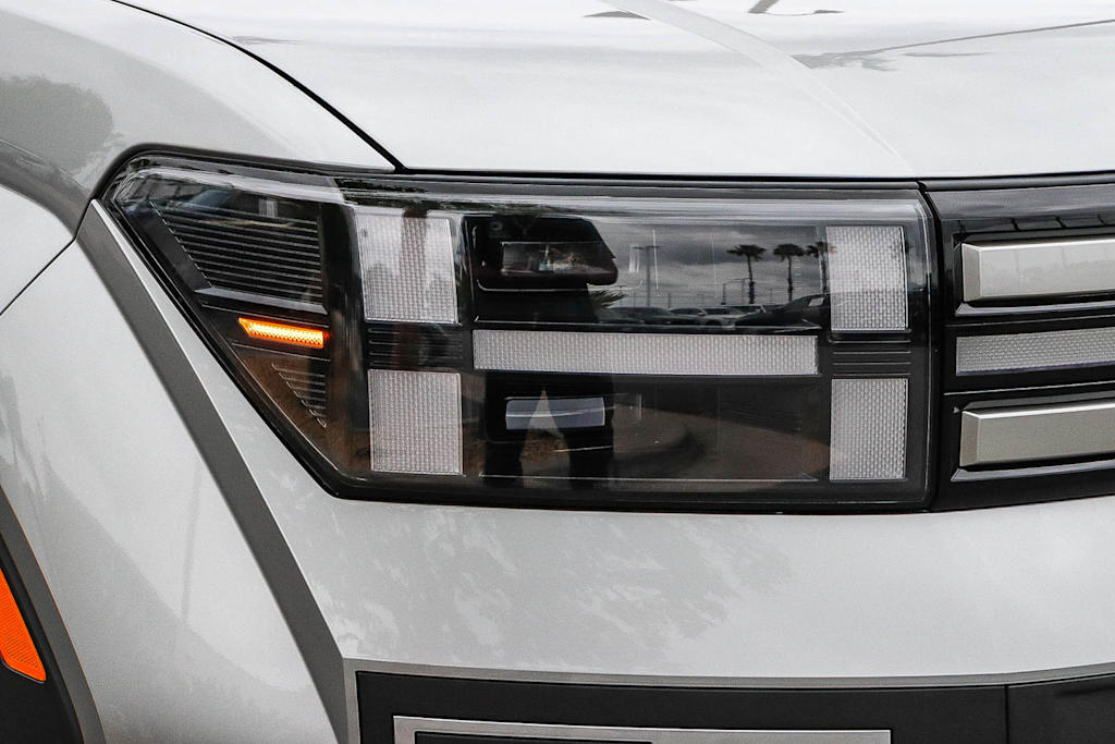 Thumbnail: 2026 Hyundai Santa Fe - 16