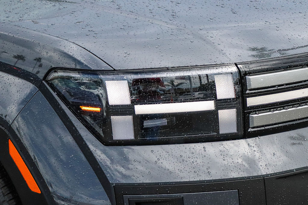 Thumbnail: 2027 Hyundai Santa Fe - 15