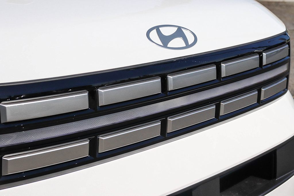 Thumbnail: 2027 Hyundai Santa Fe - 15