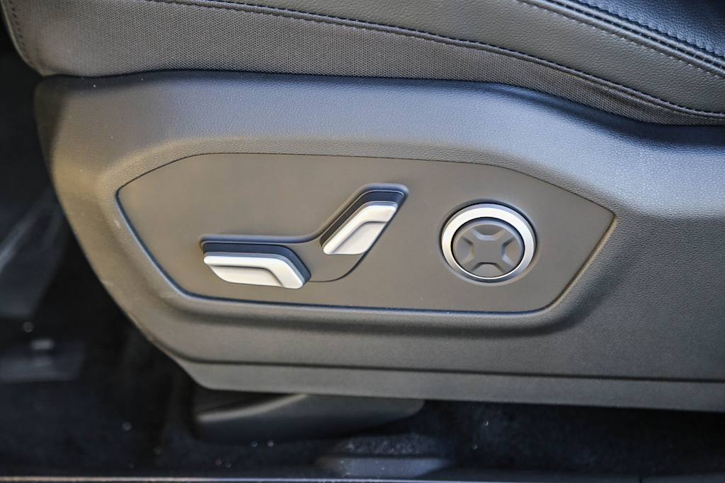 Thumbnail: 2026 Hyundai Santa Fe - 24