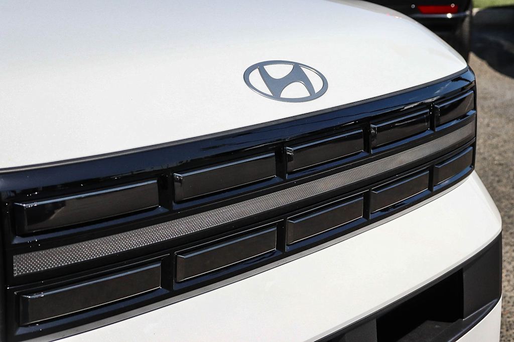 Thumbnail: 2027 Hyundai Santa Fe - 16