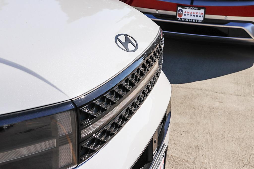 Thumbnail: 2026 Hyundai Santa Fe - 6