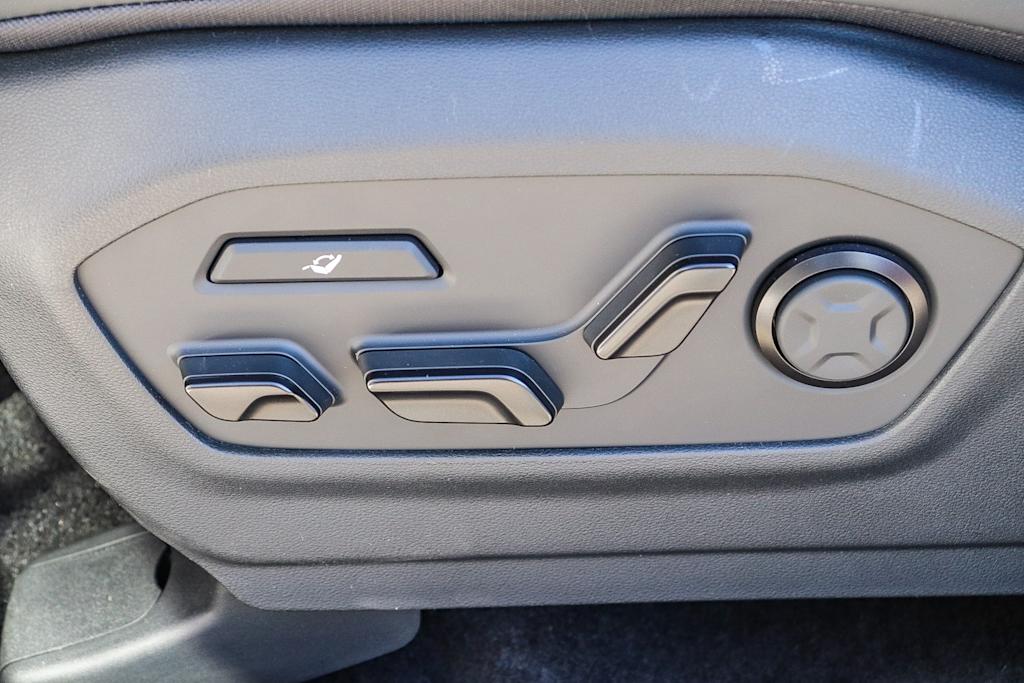 Thumbnail: 2026 Hyundai Santa Fe - 26