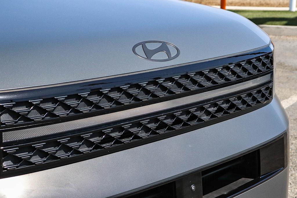 Thumbnail: 2024 Hyundai Santa Fe - 6