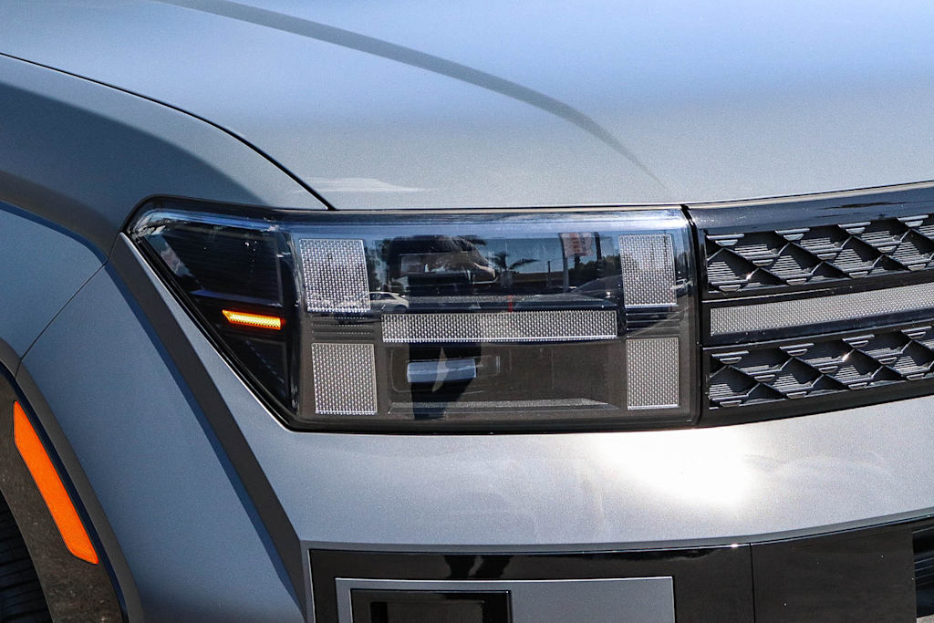 Thumbnail: 2024 Hyundai Santa Fe - 17