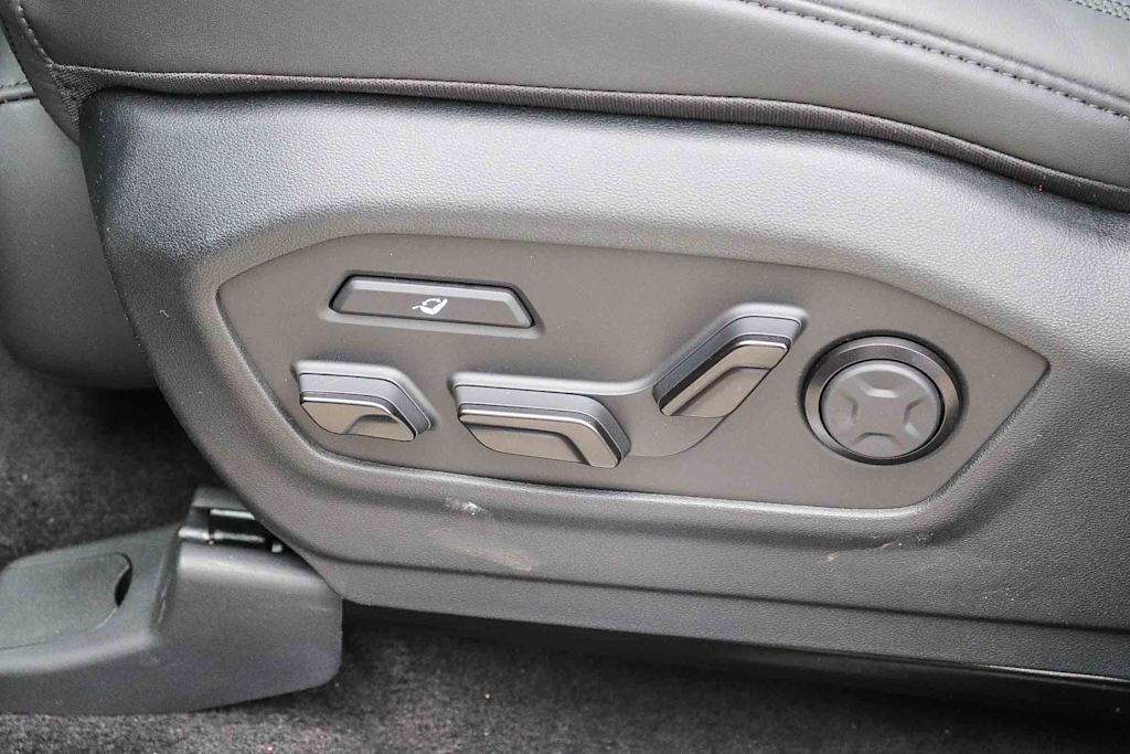 Thumbnail: 2026 Hyundai Santa Fe - 24